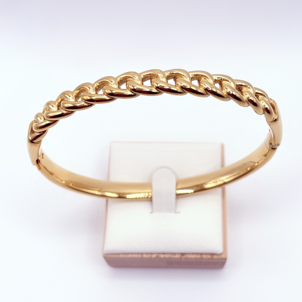 Gold Braided Rope Bracelet with Intricate Design